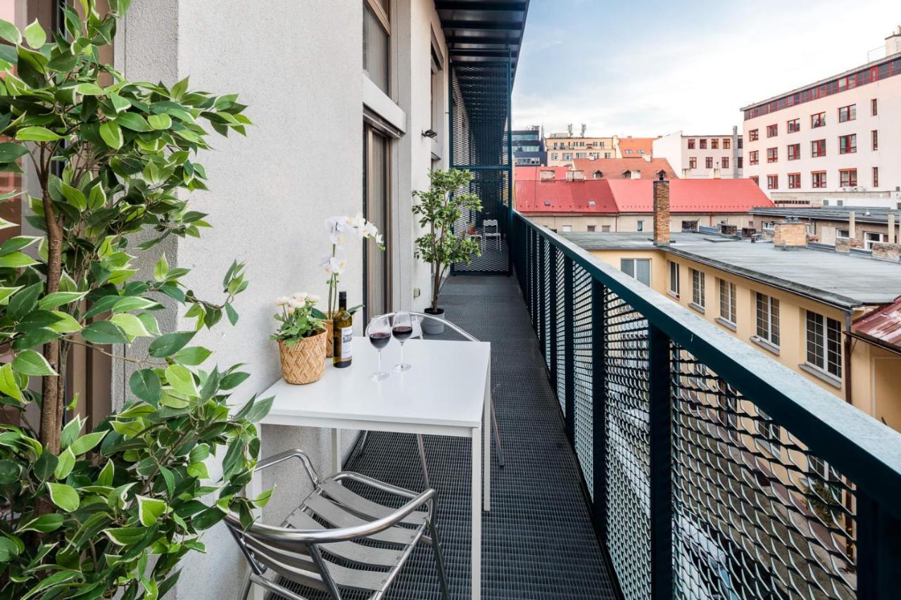 Duplex Apartment With 3 Bedrooms Prag Dış mekan fotoğraf