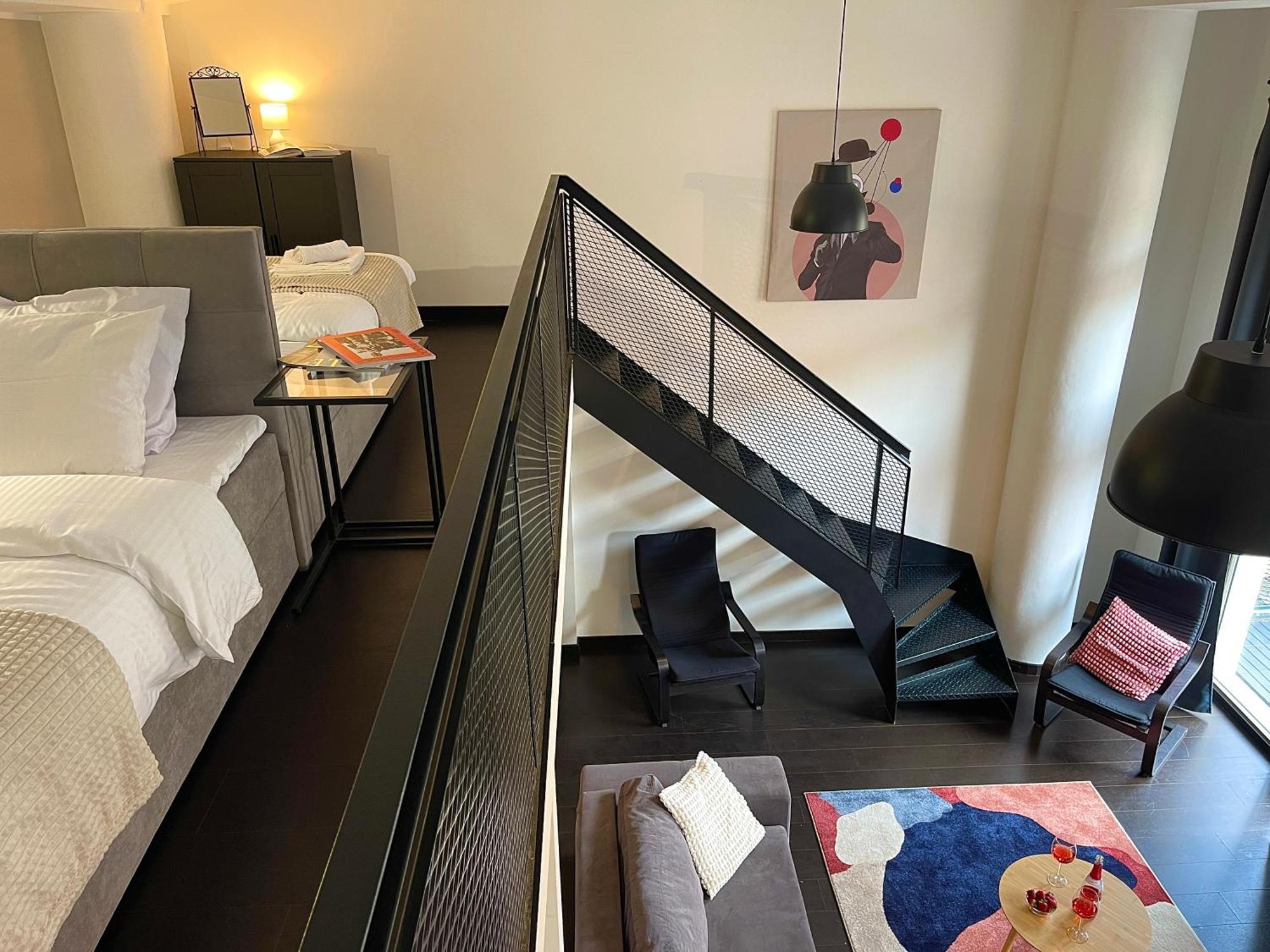 Duplex Apartment With 3 Bedrooms Prag Dış mekan fotoğraf